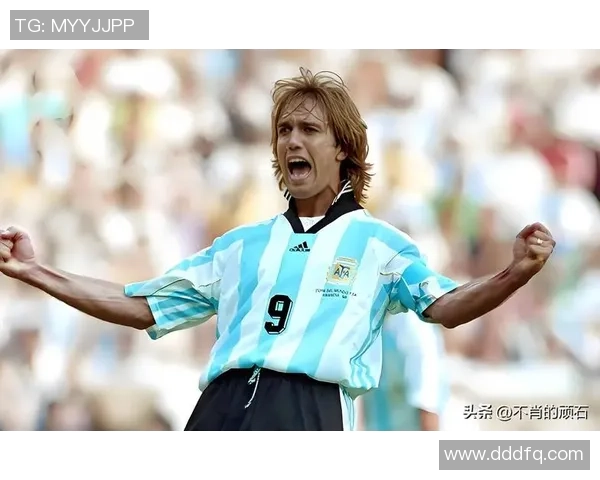 全球顶尖球星盘点:足坛巨星的荣耀与传奇故事 全球顶尖球星盘点:足坛巨星的荣耀与传奇故事