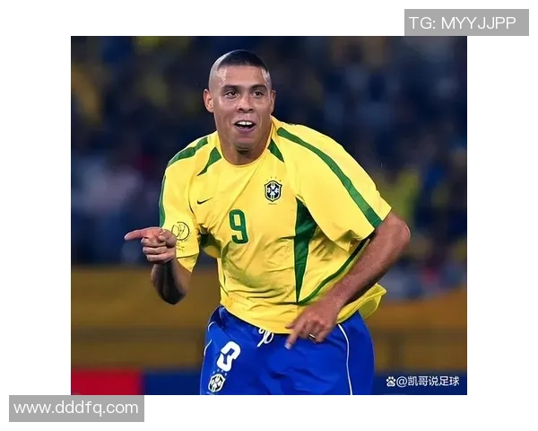 盘点被誉为GOAT的足球球星他们的辉煌成就与经典瞬间