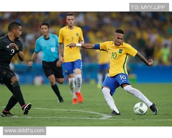 足球明星猜猜看，挑战你的足球知识和眼力，看看谁是你心中的球王